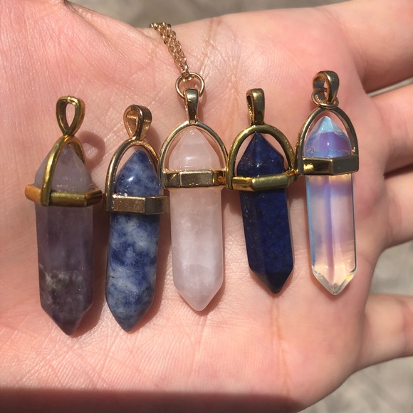 3 Chain Gold Choker w/ Blue Quartz & Heart Pendant - Picture 4 of 5